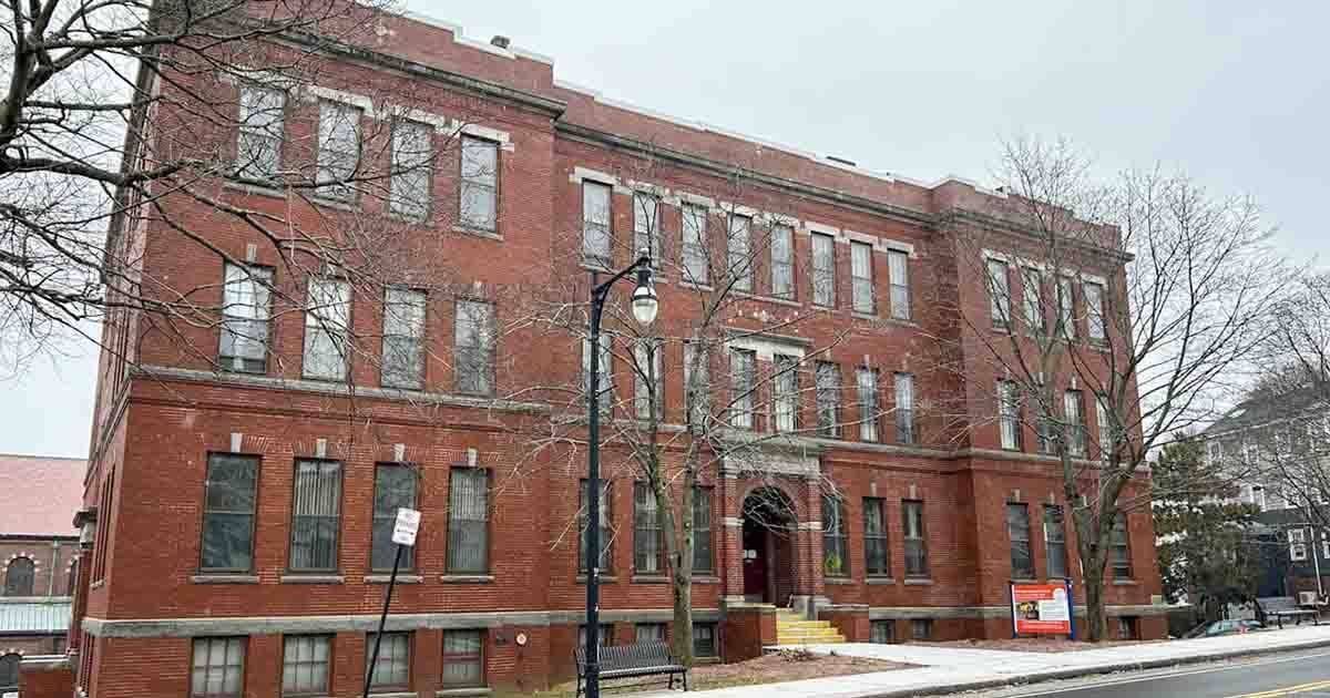 State Board Votes 7-4 to Approve Charter School in Worcester