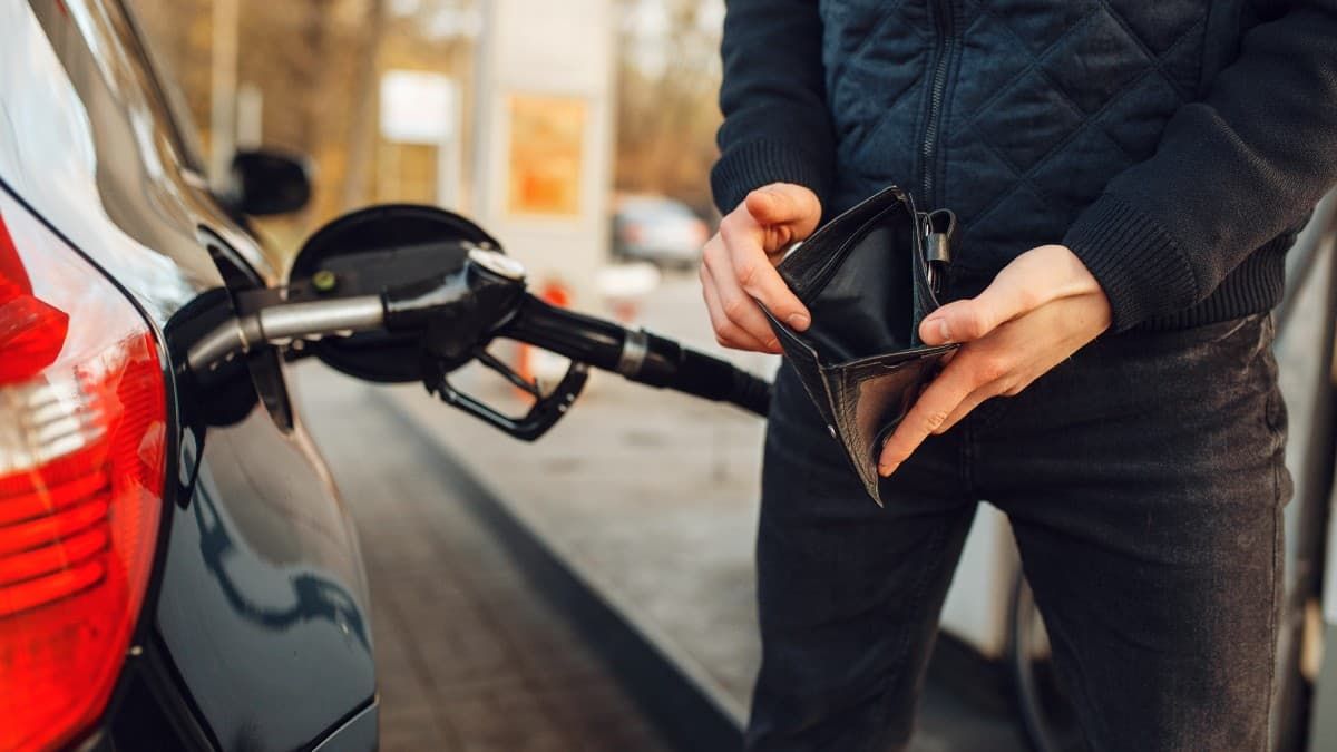 5 Cheapest Places to Get Gas this Weekend in Worcester